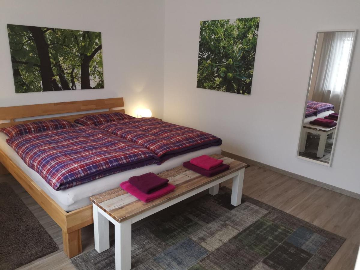 Ferienwohnung S-Bahn Naehe Schwaikheim Екстер'єр фото