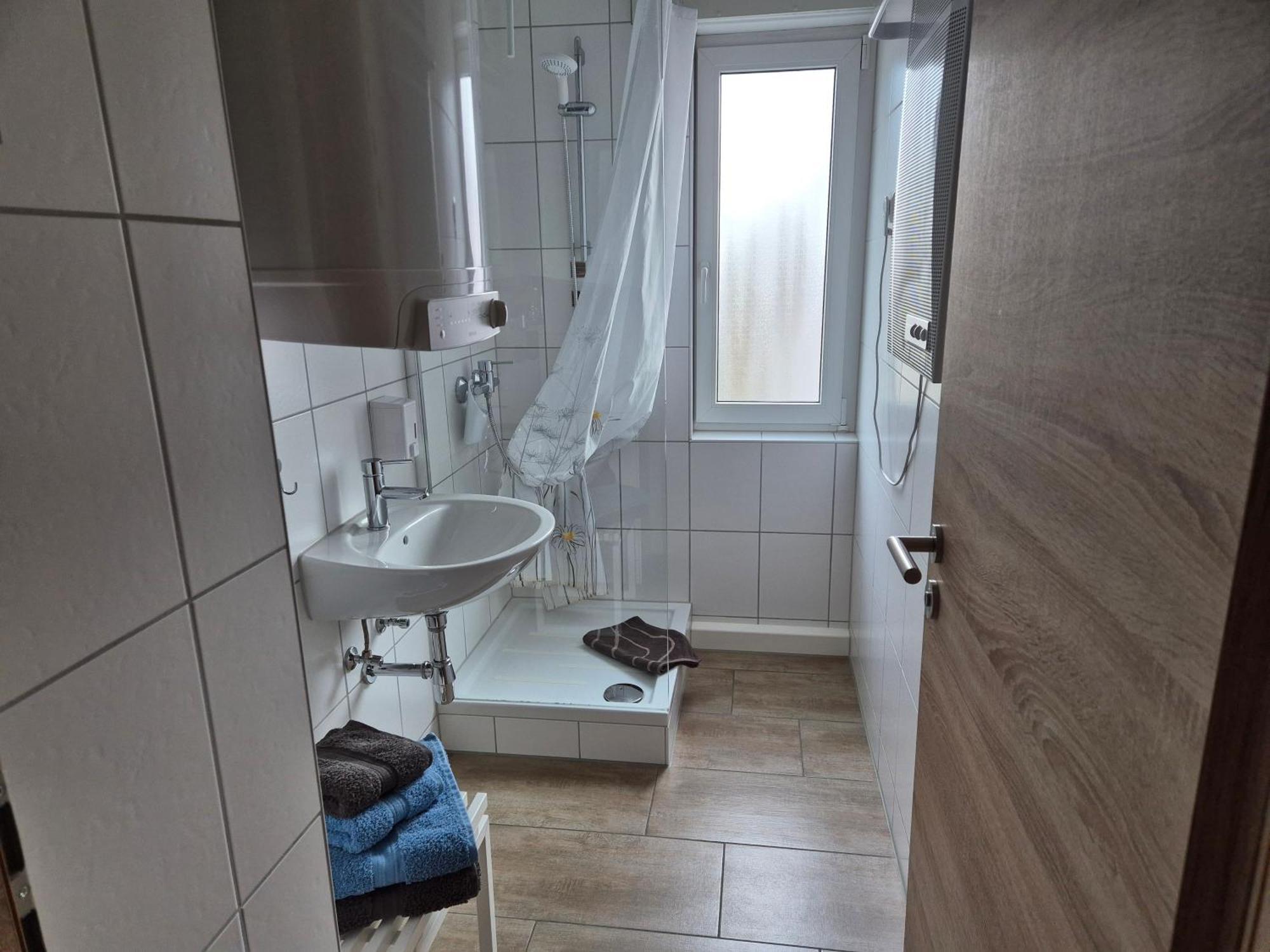 Ferienwohnung S-Bahn Naehe Schwaikheim Екстер'єр фото