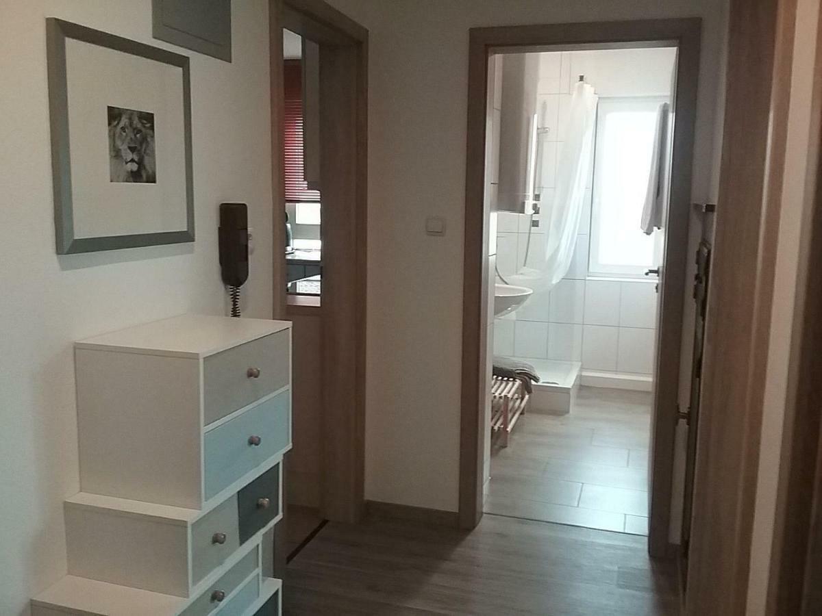 Ferienwohnung S-Bahn Naehe Schwaikheim Екстер'єр фото